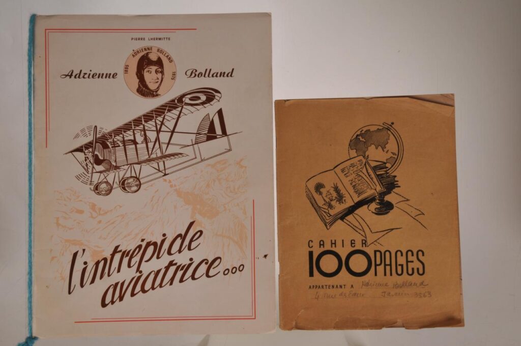 Cahier d'Adrienne Bolland écrit de sa main
